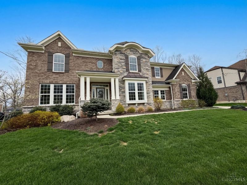 353 Cedar Drive, Loveland, OH 45140 Photo 9