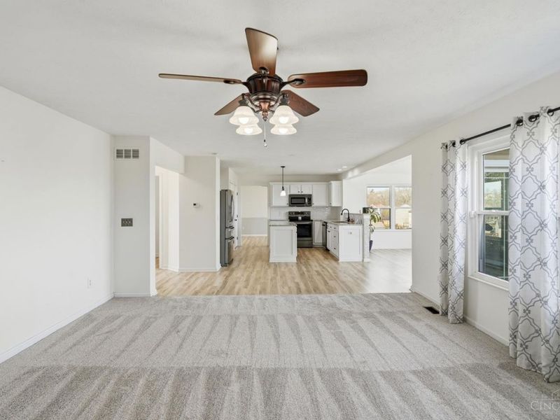 326 Sackett Drive, Monroe, OH 45050 Photo 10