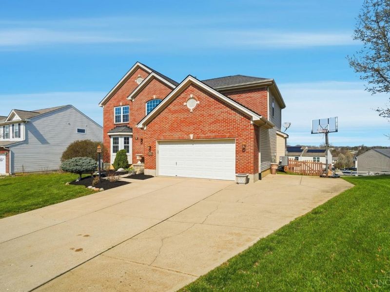 326 Sackett Drive, Monroe, OH 45050 Photo 3