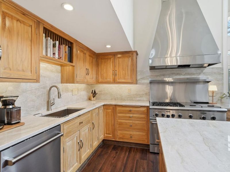 4410 Miami Road, Indian Hill, OH 45243 Photo 10