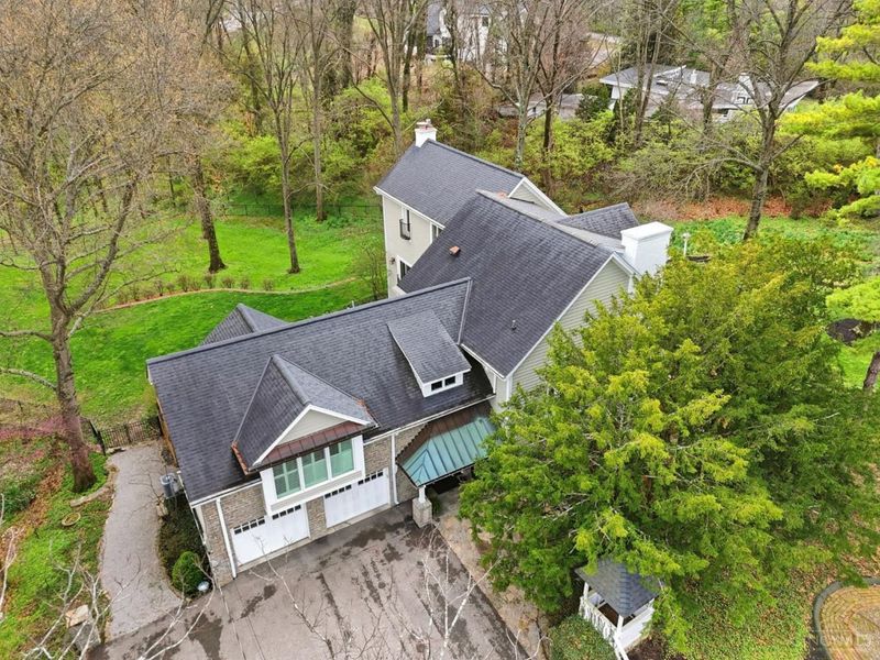 4410 Miami Road, Indian Hill, OH 45243 Photo 2