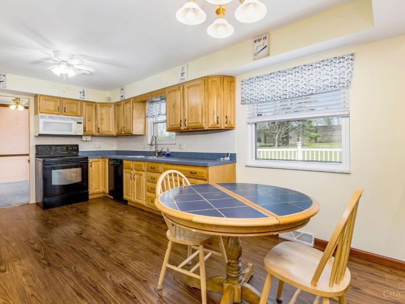 9800 Delray Drive, Montgomery, OH 45242 Photo 14