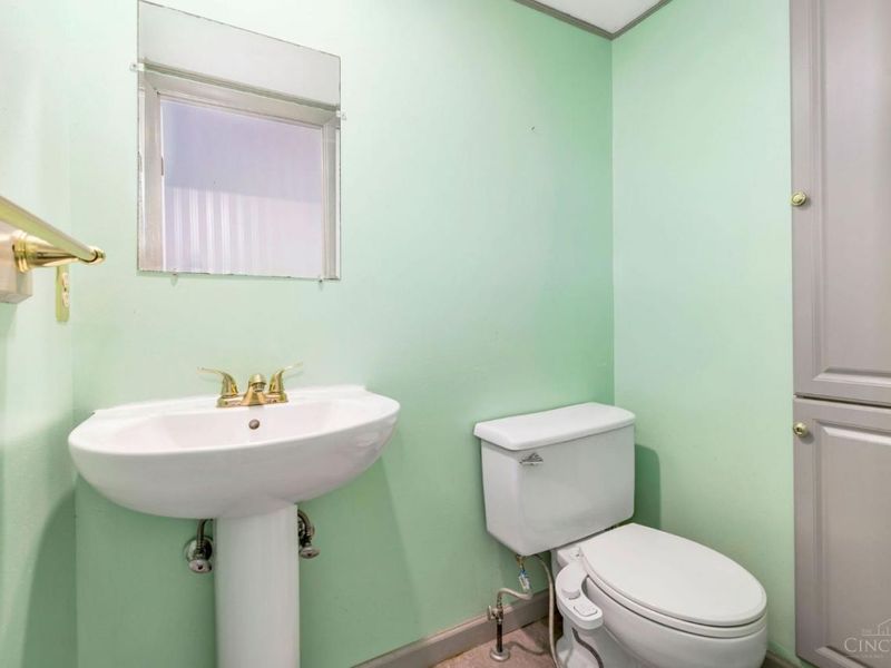 9800 Delray Drive, Montgomery, OH 45242 Photo 17