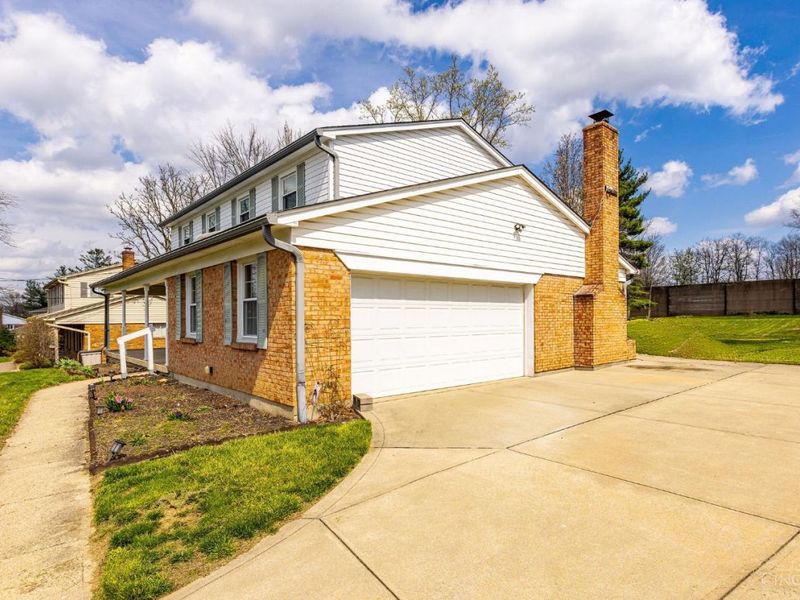 9800 Delray Drive, Montgomery, OH 45242 Photo 5