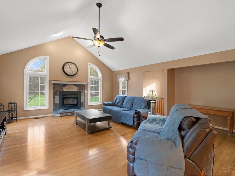 5660 Chestnut View Lane, Stonelick Twp, OH 45150 Photo 4