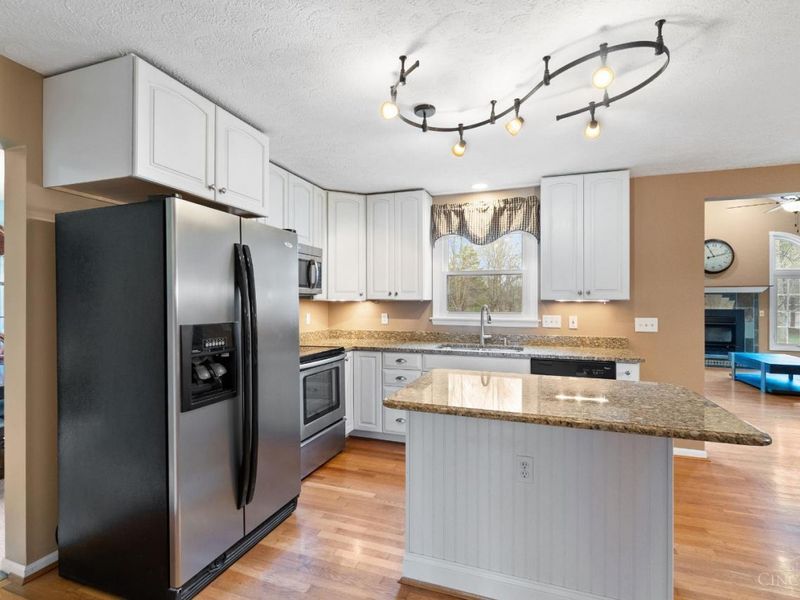 5660 Chestnut View Lane, Stonelick Twp, OH 45150 Photo 8