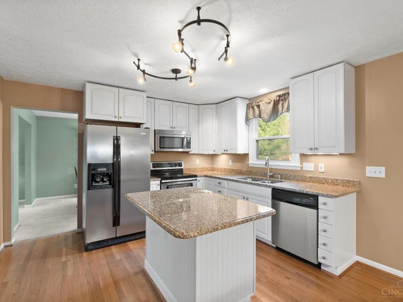 5660 Chestnut View Lane, Stonelick Twp, OH 45150 Photo 9