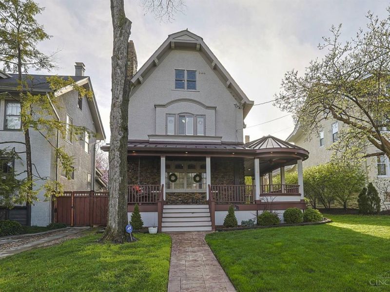 1308 Edwards Road, Cincinnati, OH 45208 Photo 2