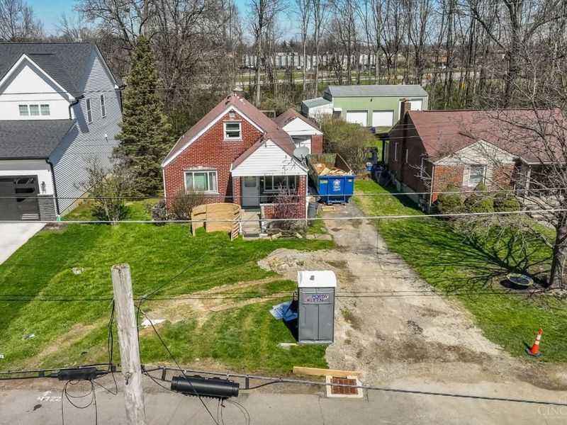 4722 Alpine Avenue, Blue Ash, OH 45242 Photo 5