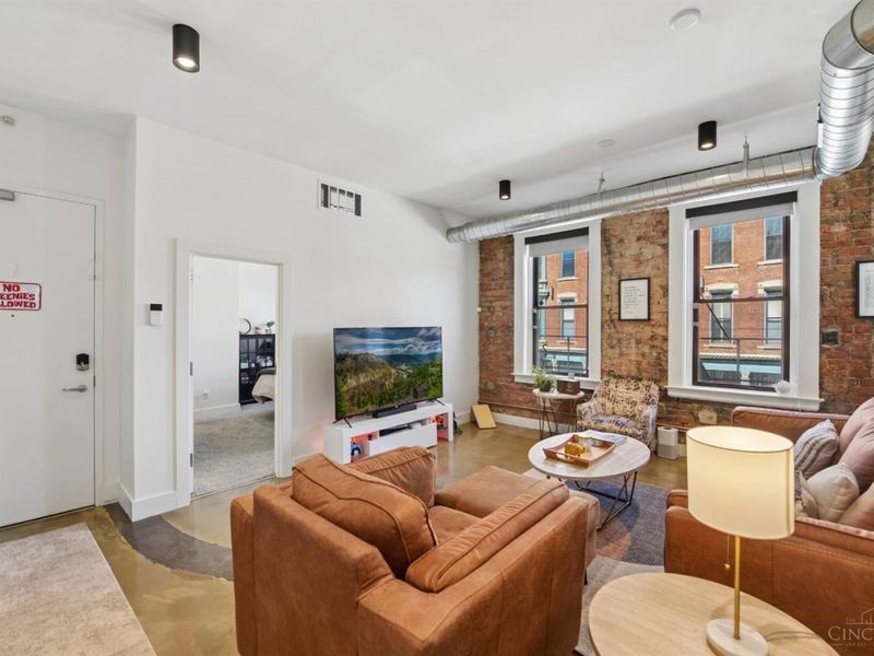 5 W Twelfth Street, Unit 1, Cincinnati, OH 45202 Photo 9