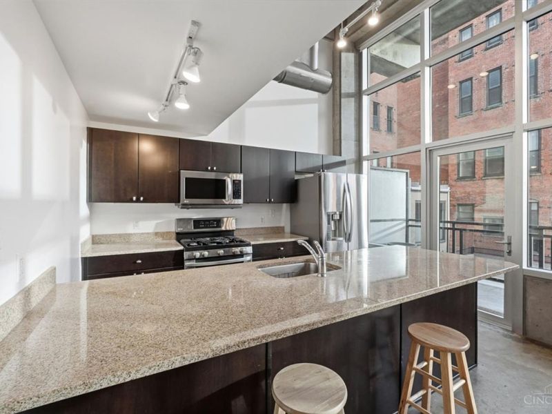 353 W Fourth Street, Unit 209, Cincinnati, OH 45202 Photo 12