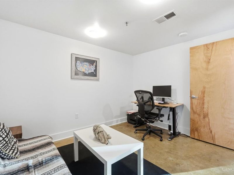 353 W Fourth Street, Unit 209, Cincinnati, OH 45202 Photo 21