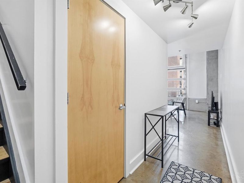 353 W Fourth Street, Unit 209, Cincinnati, OH 45202 Photo 22