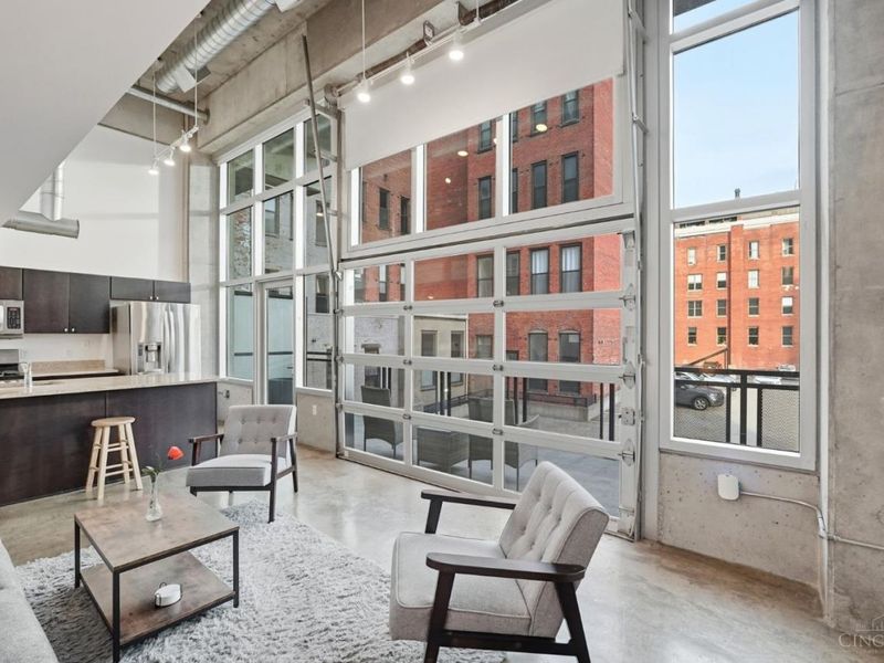 353 W Fourth Street, Unit 209, Cincinnati, OH 45202 Photo 5