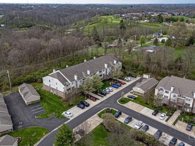 9801 Regatta Drive, Unit 308, Cincinnati, OH 45252 Photo 7