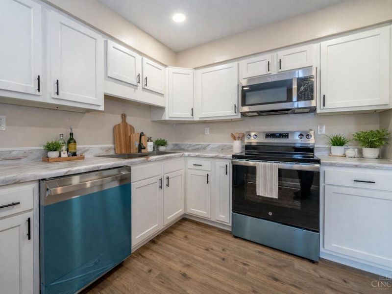 3203 Fantasia Trail, Miami Twp, OH 45449 Photo 16