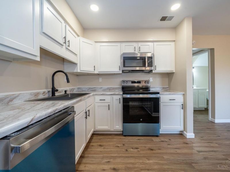 3203 Fantasia Trail, Miami Twp, OH 45449 Photo 18