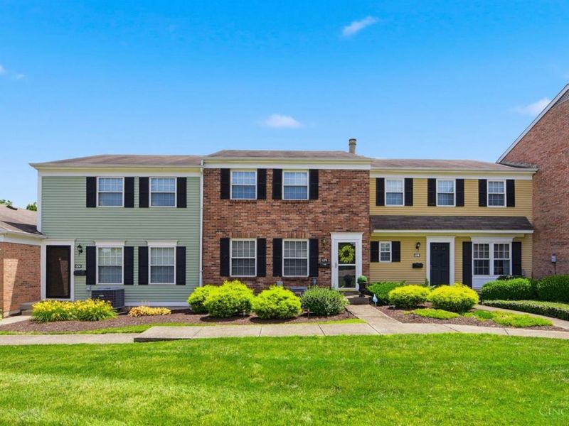 125 Chapel Hill Drive, Fairfield, OH 45014 Photo 3