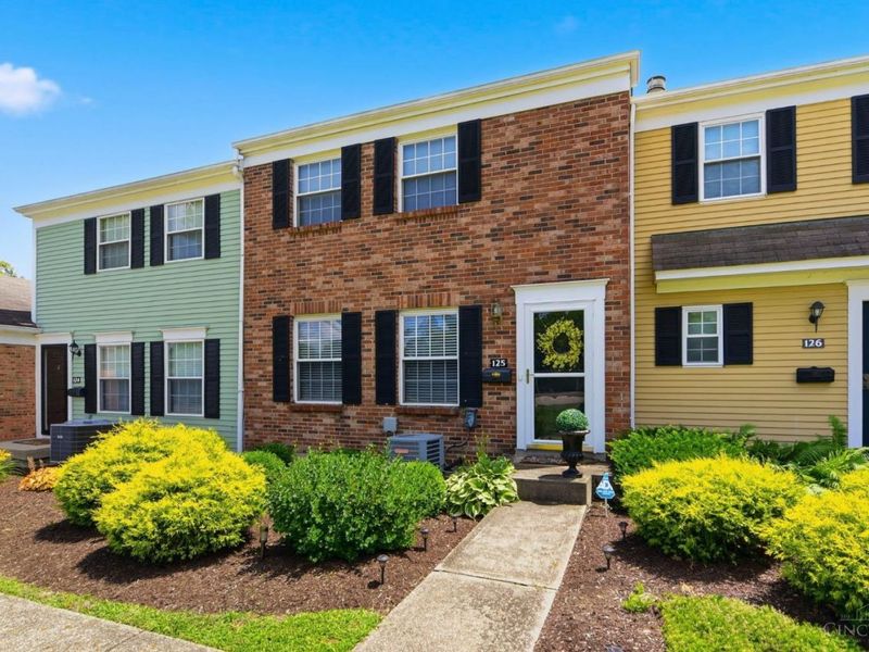 125 Chapel Hill Drive, Fairfield, OH 45014 Photo 4