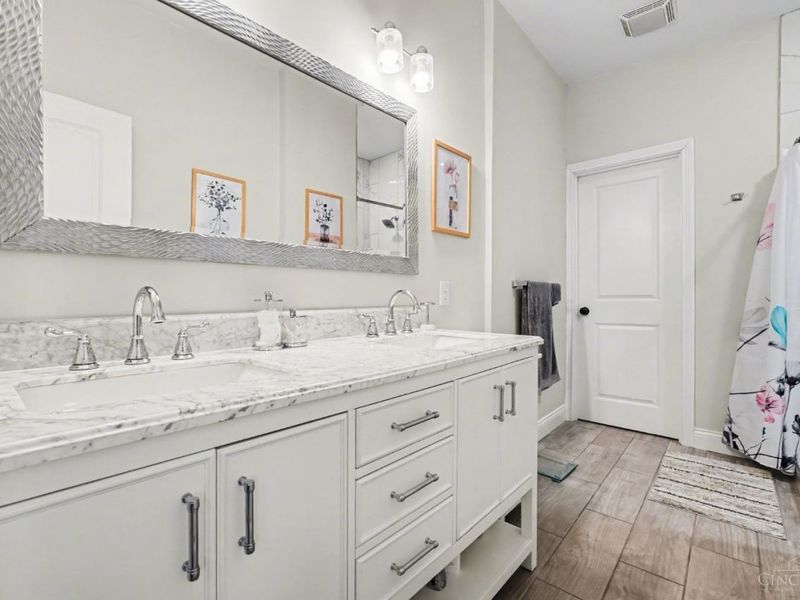 1720 Dexter Avenue, Unit 1, Cincinnati, OH 45206 Photo 19