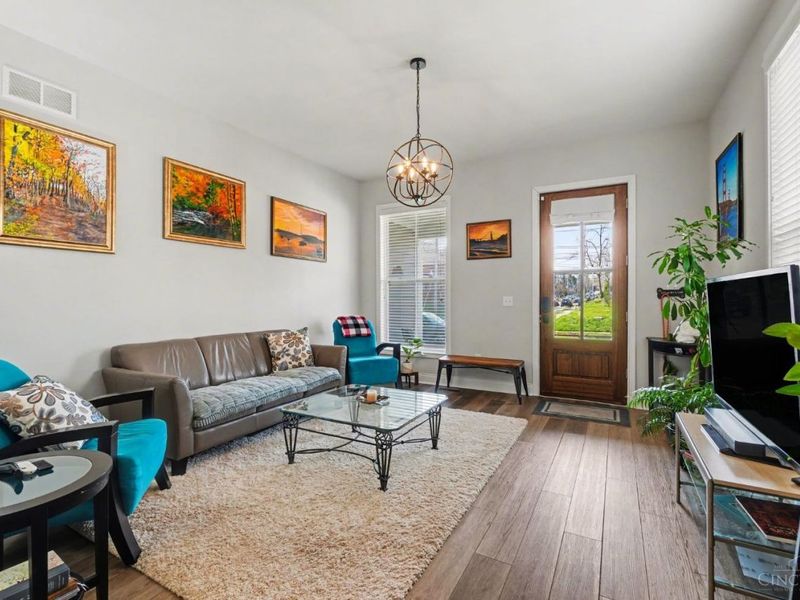 1720 Dexter Avenue, Unit 1, Cincinnati, OH 45206 Photo 7