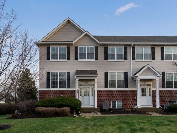 2261 Beresford Drive, Yorkville, IL 60560