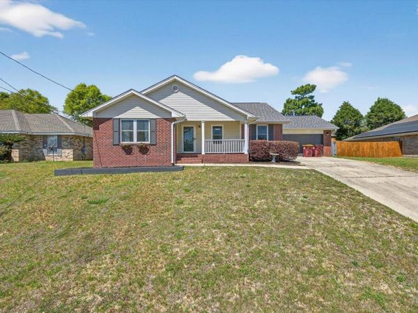 5194 Whitehurst Lane, Crestview, FL 32536