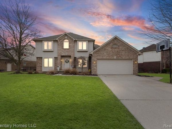 53260 Forestglade Drive, Chesterfield Twp, MI 48047