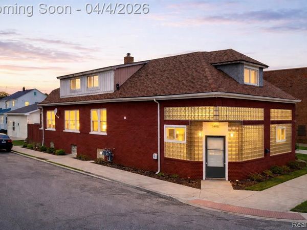 11603 Klinger Street, Hamtramck, MI 48212