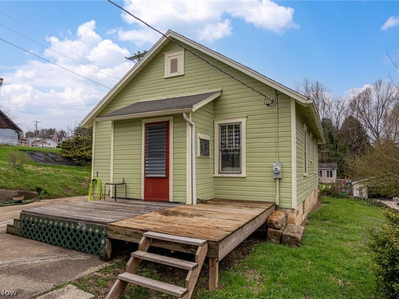 481 Hill Street, Coshocton, OH 43812 Photo 3