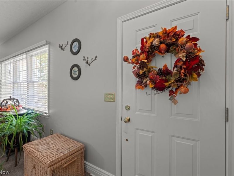 3953 Hilltop Drive, Vermilion, OH 44089 Photo 9