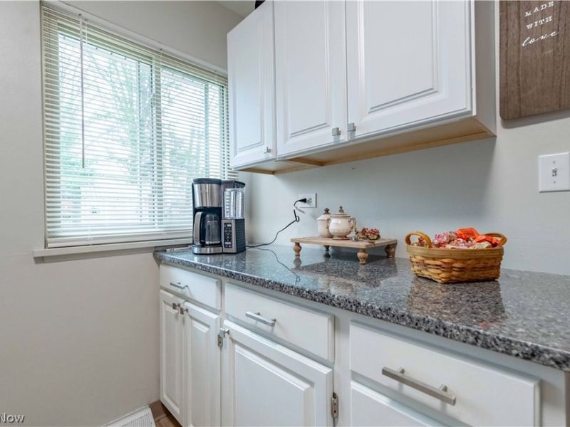 2435 Eastern Avenue , Alliance, OH 44601 Photo 14