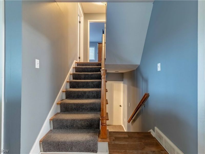 2435 Eastern Avenue , Alliance, OH 44601 Photo 23