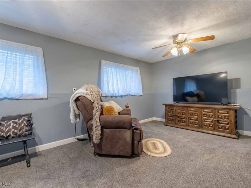 2435 Eastern Avenue , Alliance, OH 44601 Photo 25