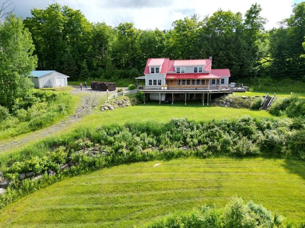 2171 Duck Pond Road, Barton, VT 05822