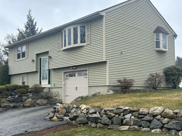 84 S Fremont Street, Manchester, NH 03103