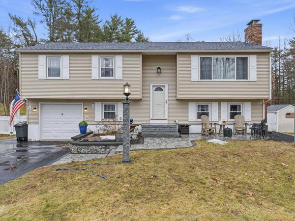 6 Clyde Road, York, ME 03909