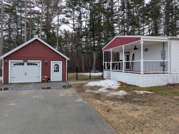 11 Corn Hill Road, Boscawen, NH 03303