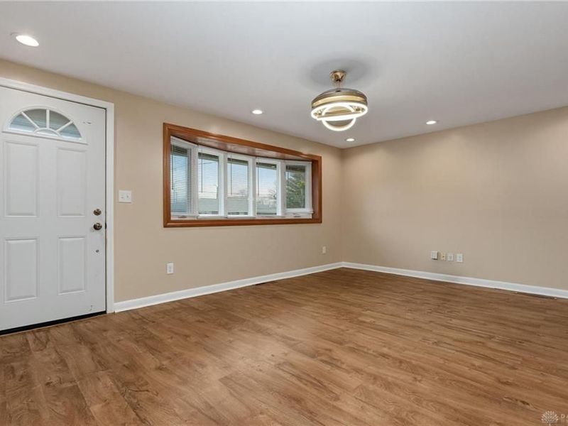 1681 Hillwood Drive, Kettering, OH 45439 Photo 4