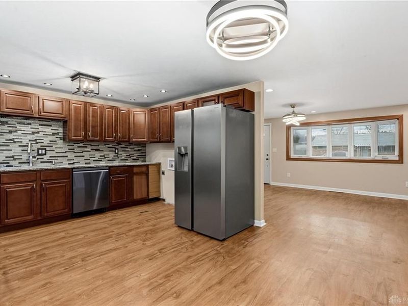 1681 Hillwood Drive, Kettering, OH 45439 Photo 9