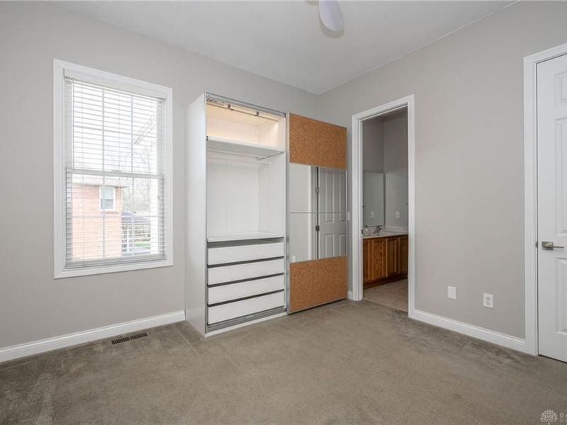 9034 Amy Marie Drive, West Chester, OH 45069 Photo 24