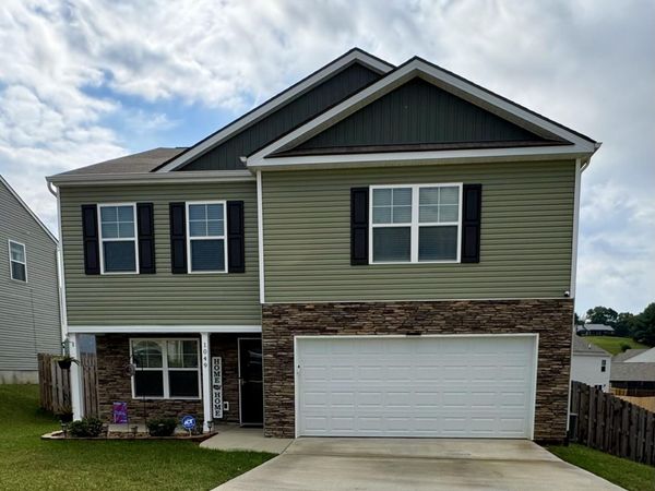 1049 Green Way Drive, Morristown, TN 37813