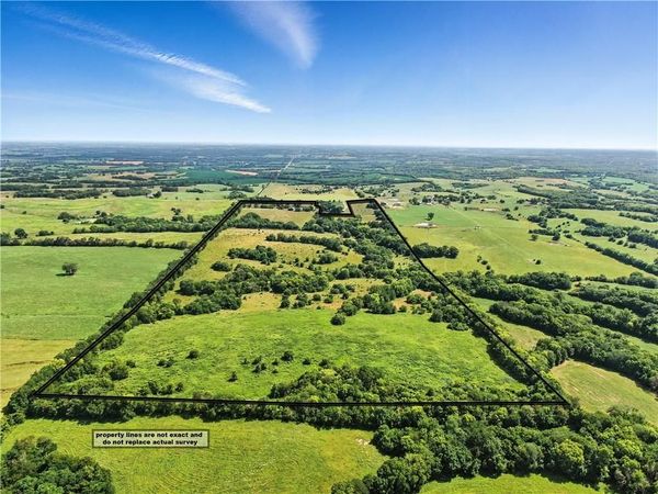 14805 SE McBee Chapel Road, Braymer, MO 64624