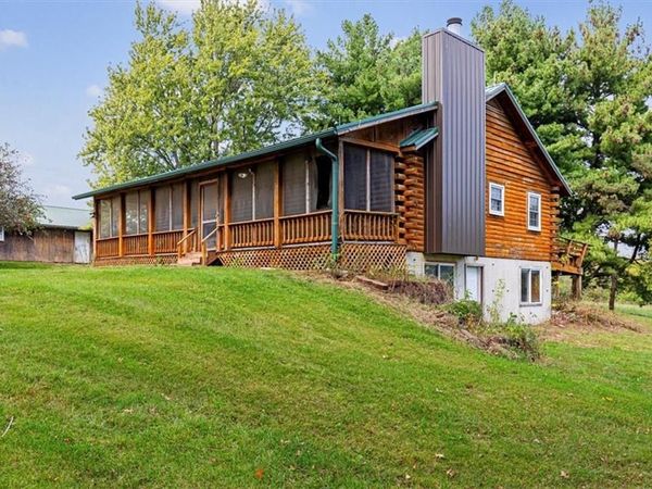 14805 SE McBee Chapel Road, Braymer, MO 64624