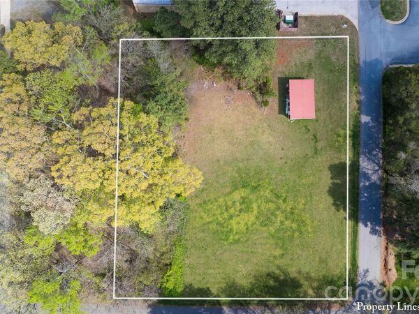 35 Varner Street , Denton, NC 27239