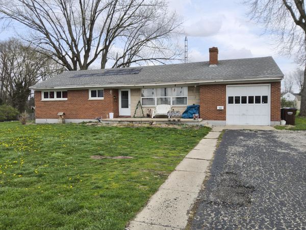 303 N Sunset Drive, Piqua, OH 45356