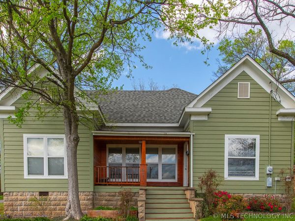 601 Goingsnake Street , Tahlequah, OK 74464