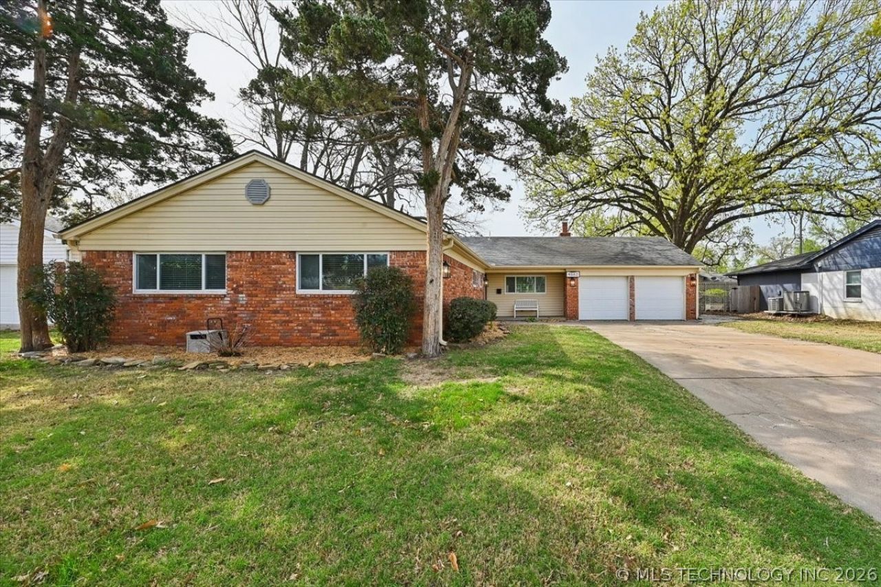 4662 E 55th Street , Tulsa, OK 74135 Main Photo