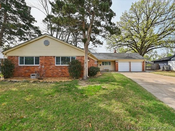 4662 E 55th Street , Tulsa, OK 74135