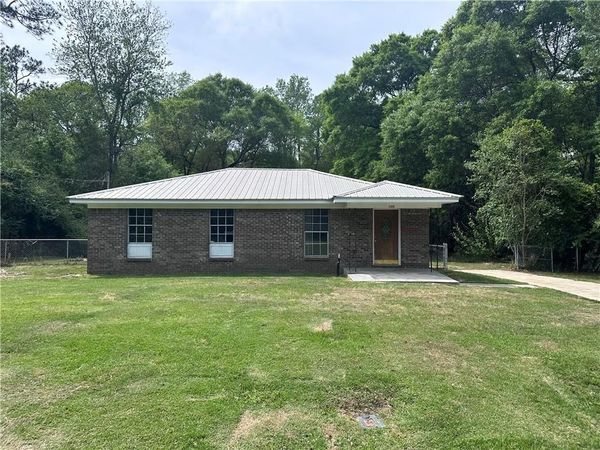9308 Baptiste Drive W, Theodore, AL 36582